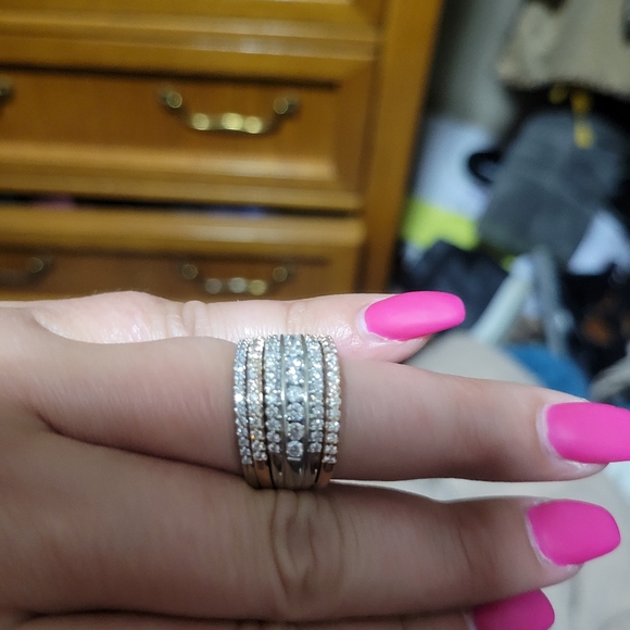 Wedding ring - Picture 3 of 5